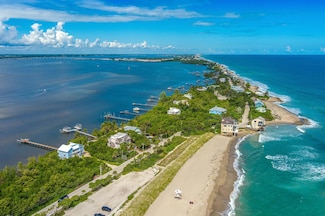 1470 SE Macarthur Blvd, Stuart, FL 34996