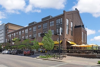 901 E 2nd Ave Unit 5, Coralville, IA 52241