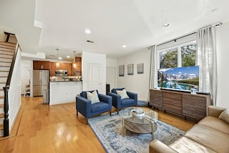 296 Grand St Unit 1A, Jersey City, NJ 07302