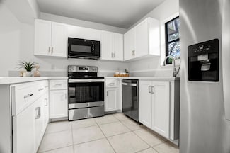 7690 Courtyard Run W, Boca Raton, FL 33433