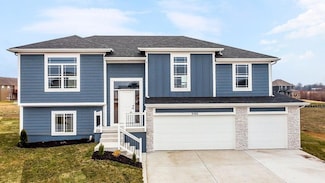 1348 N Holland Ct, Independence, MO 64056