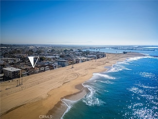1207 E Seal Way, Seal Beach, CA 90740