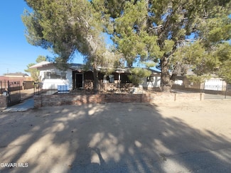 13420 Gilbert St, Edwards, CA 93523