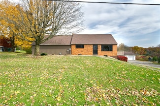 110 Orchard Ln, Butler, PA 16001