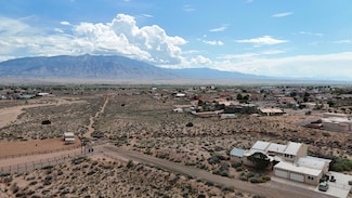 5710 Sarasota Rd NE, Rio Rancho, NM 87144