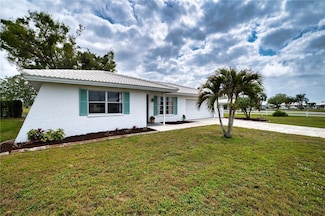 4102 Lakewood Ave, Bradenton, FL 34208