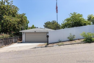 753 La Presa Ave, Spring Valley, CA 91977