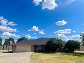 211 W Jason St, Hobbs, NM 88242