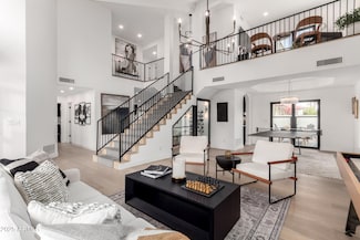 242 W Royal Palm Rd, Phoenix, AZ 85021