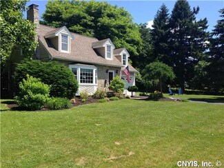 601 Waldorf Pkwy, Syracuse, NY 13224