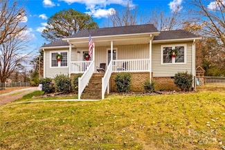 425 Cove Ln, China Grove, NC 28023