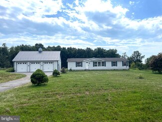 325 Orphanage Rd, Littlestown, PA 17340