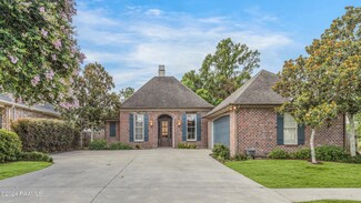 203 Summer Morning Ct, Lafayette, LA 70508