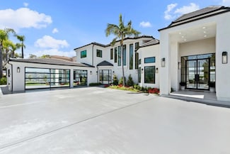9355 Lavell St, La Mesa, CA 91941