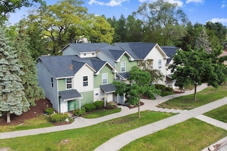 2951 Vineland Ave SE, Grand Rapids, MI 49508