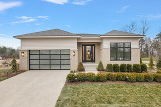 2402 Hallam Ct, West Bloomfield Township, MI 48323