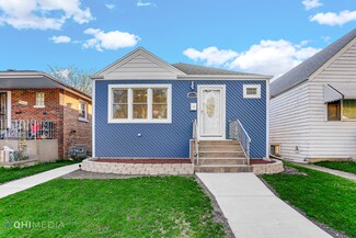 12418 S Aberdeen St, Calumet Park, IL 60827