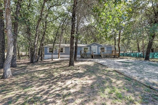 4631 Lyndi Ln, Granbury, TX 76049