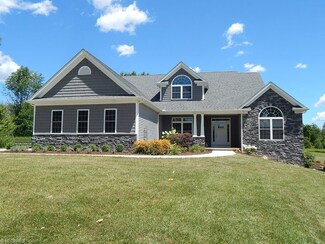 2253 Lester Rd, Valley City, OH 44280
