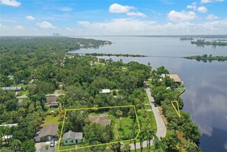 4844-4846 E Riverside Dr Unit 111, Fort Myers, FL 33905