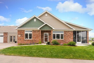 25 Briden Ln Unit 25, Sycamore, IL 60178
