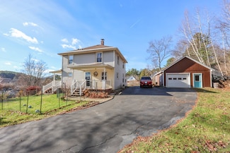 11 Richmond St, Littleton, NH 03561