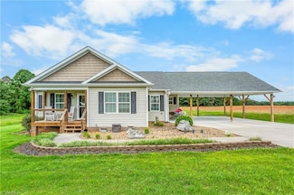 115 Garwood Ave, Boonville, NC 27011