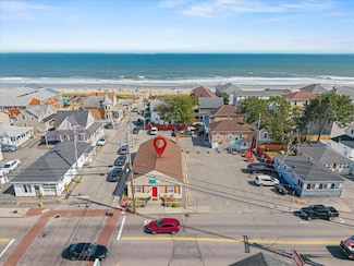 65 E Grand Ave, Old Orchard Beach, ME 04064