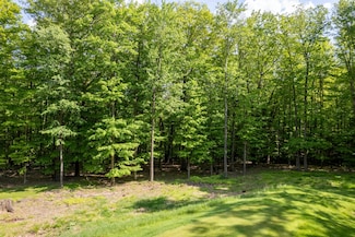 210 Crooked Island Rd, Dubois, PA 15801