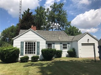 4527 7th St SW, Canton, OH 44710