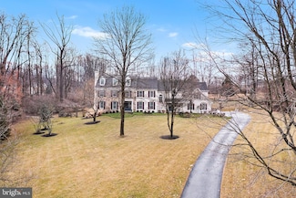 1 Great Woods Ln, Malvern, PA 19355
