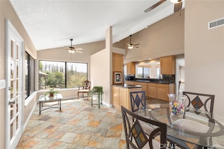 2030 Citrus Wood Ln, Riverside, CA 92503