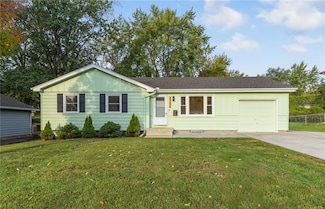 8706 Kentucky Ave, Raytown, MO 64138