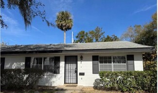 225 E 3rd Ave, Mount Dora, FL 32757