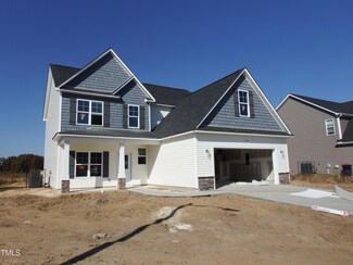 363 Glee St, Hope Mills, NC 28348