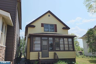 208 1st St S, Virginia, MN 55792