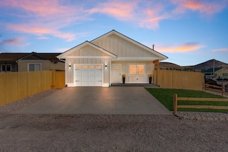 219 NE 3rd Ave, Hot Springs, MT 59845