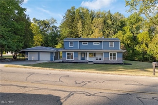 427 Center Rd, Akron, OH 44319