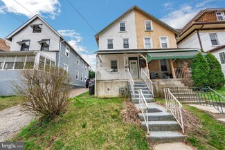 229 Simpson Rd, Ardmore, PA 19003