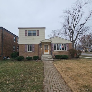 1002 E Oak Ave, La Grange Park, IL 60526