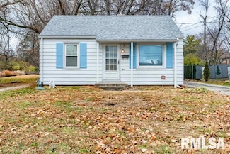 213 E Lake Ave, Peoria, IL 61614