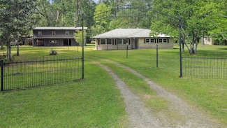 167 Linnwood Dr, New Caney, TX 77357