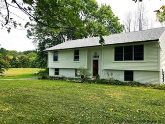 31 Sawdust Ave, Kingston, NY 12401