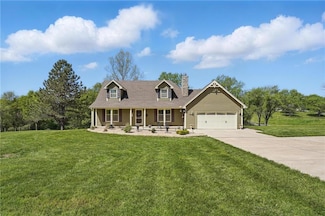 18321 Crestview Dr, Holt, MO 64048