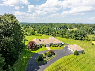 1253 Mapleton Ave, Suffield, CT 06078