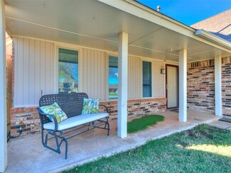 12609 Whispering Hollow Dr, Oklahoma City, OK 73142