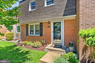 6883 Brian Michael Ct, Springfield, VA 22153