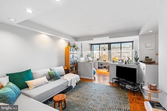 604 36 S Washington Square Unit 1106, Philadelphia, PA 19106