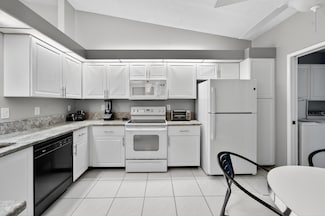 6065 Sunny Manor Ct Unit A, Delray Beach, FL 33484