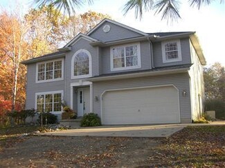 10620 Cranberry Lake Rd, Marcellus, MI 49067